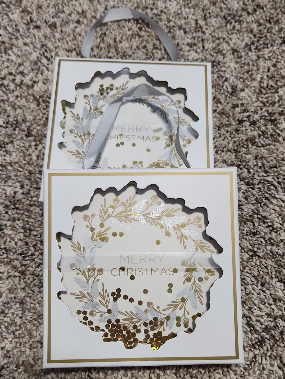 2 Holiday Time White and Gold Merry Christmas Confetti Filled Gift Card Holders